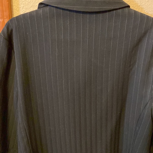 BCX light weight 3 button jacket - Picture 6 of 6